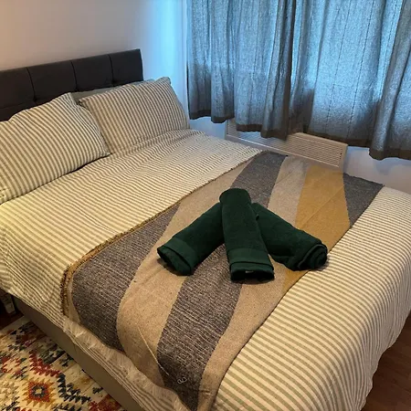 London Apartment